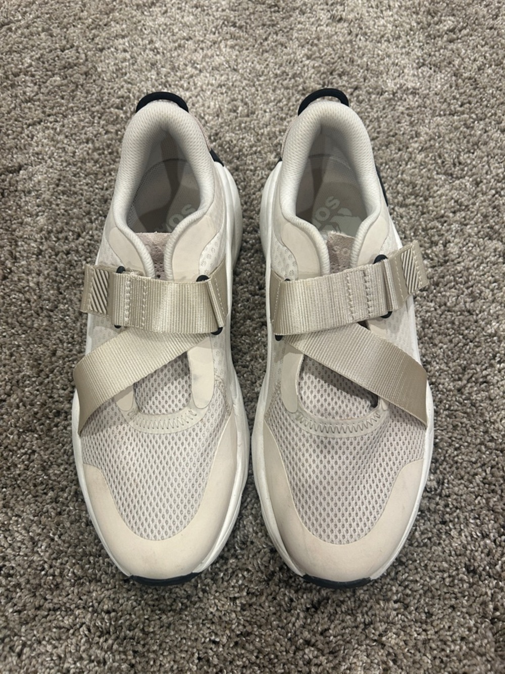 Sorel Mesh Strap Sneakers in Ivory size 10